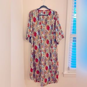 Vintage Natori dynasty print satin gown small medium large.